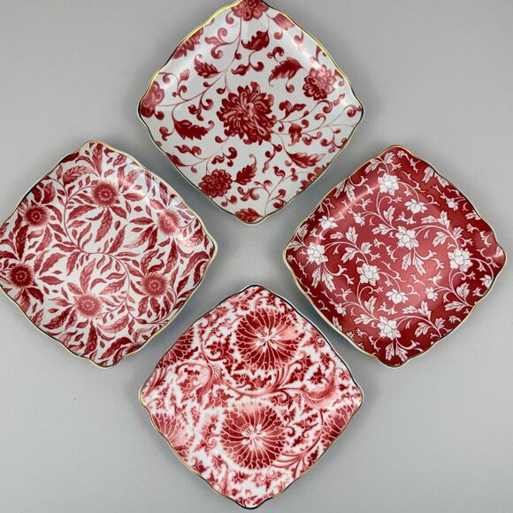 Williams Sonoma Marlo Thomas Floral Appetizer Plates SET OF 4 Toile Red White - Picture 12 of 12